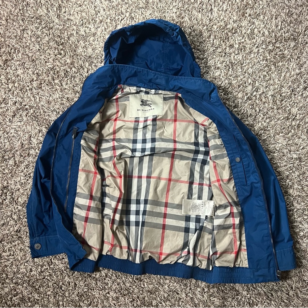 Burberry London Packable blue waterproof jacket size Small